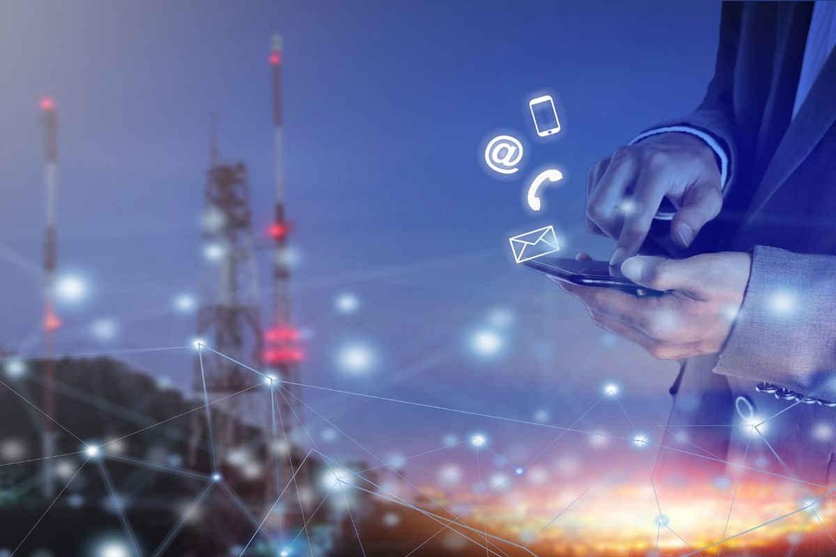 Local Emergency Contacts for Daily Safety and Peace of Mind